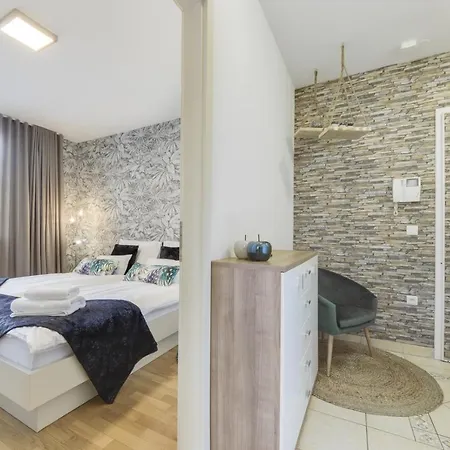 Apartman One-bedroom Bezigrad *